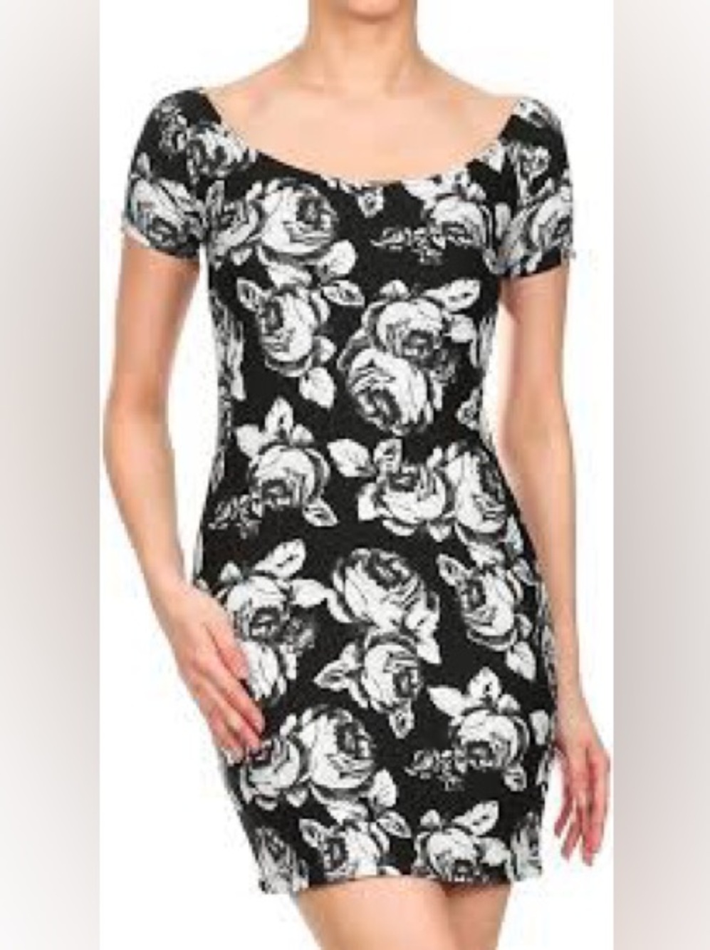 Forever 21 Black & White Floral Scoop Neck Mini Dress